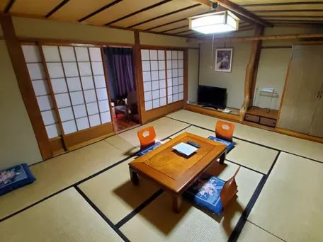咲花山荘和室一例